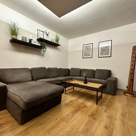 Strateny Kluc Revuca Bagian luar foto