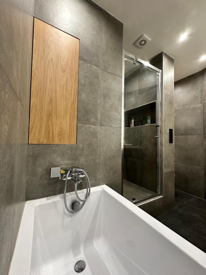 Strateny Kluc Revuca Bagian luar foto