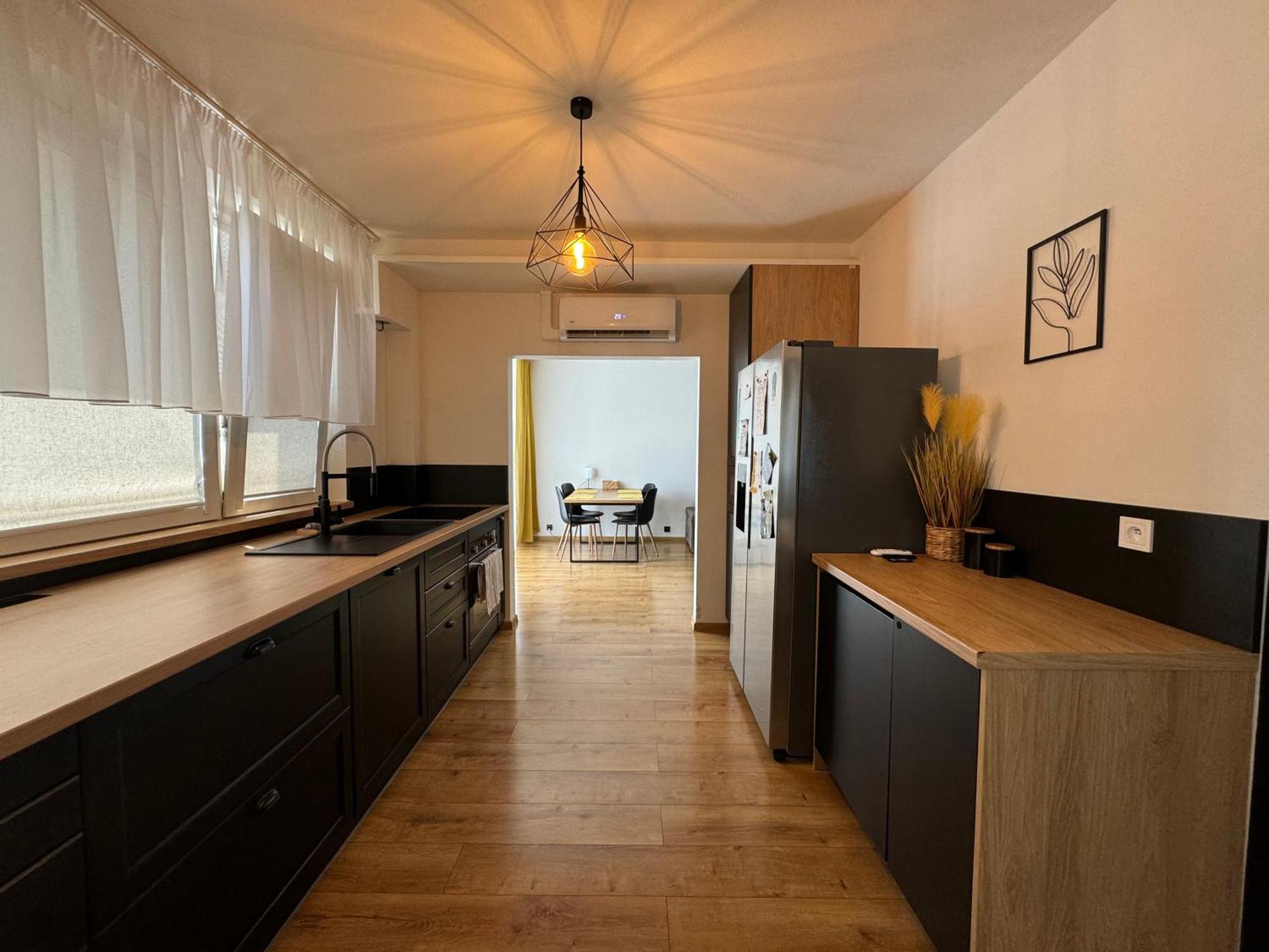 Strateny Kluc Revuca Bagian luar foto